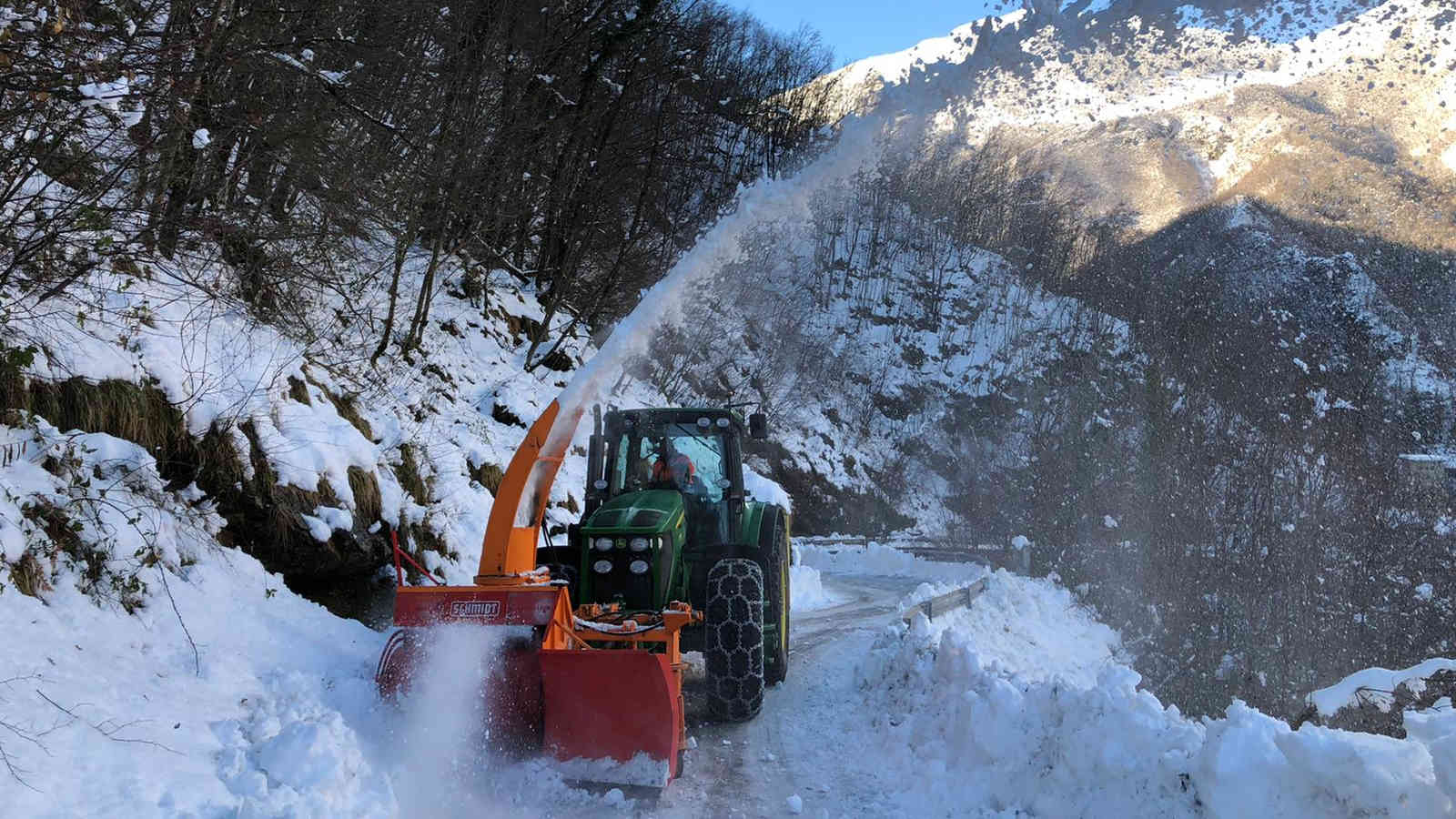 Sicurverde Srl: Eccellenza e Sicurezza nei Servizi Stradali e Autostradali